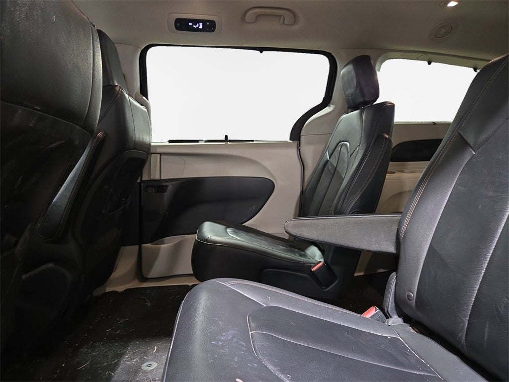 2017 Chrysler Pacifica Touring L
