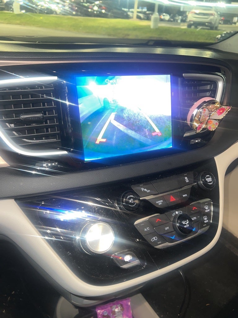 2017 Chrysler Pacifica Touring L