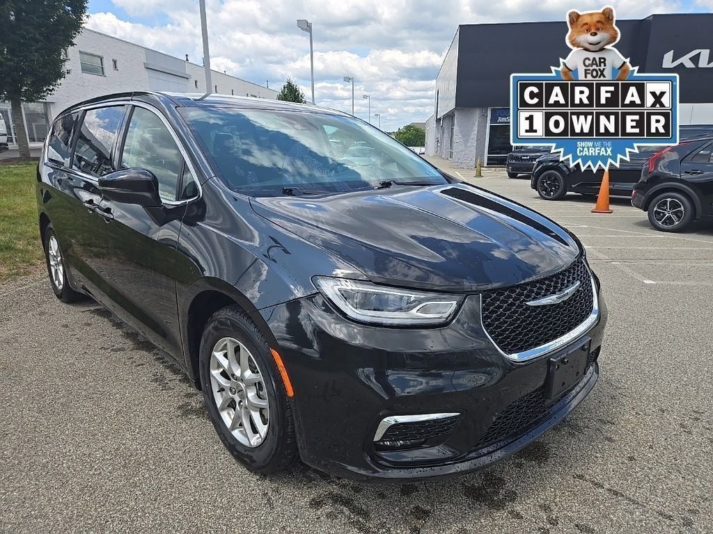 2023 Chrysler Pacifica Touring L