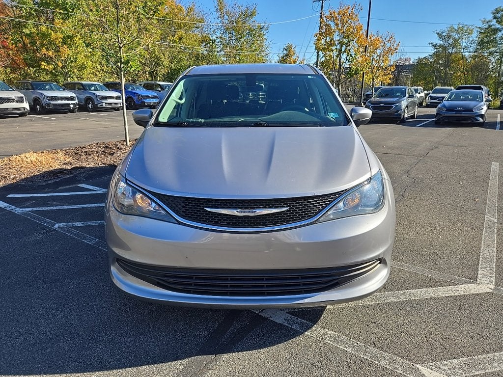 2017 Chrysler Pacifica LX