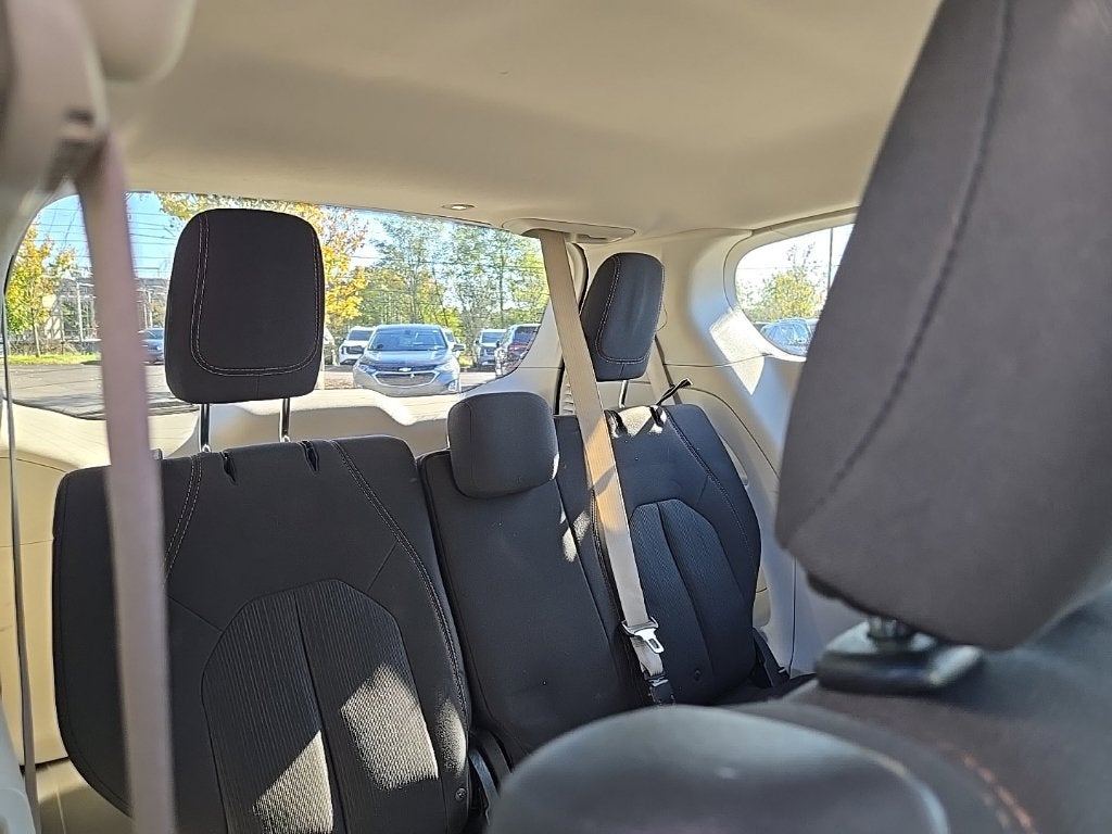 2017 Chrysler Pacifica LX