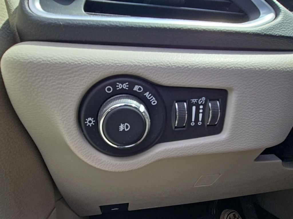 2017 Chrysler Pacifica Touring L Plus