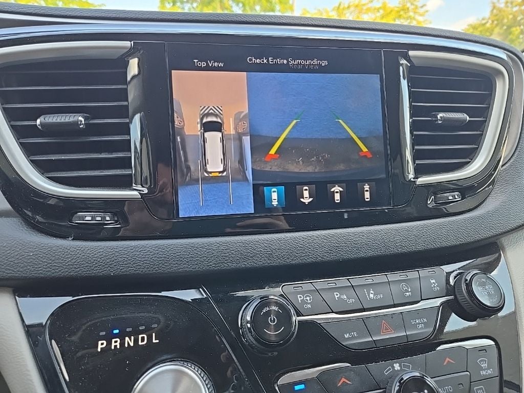 2020 Chrysler Pacifica Touring L Plus