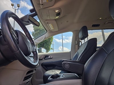 2020 Chrysler Pacifica Touring L Plus