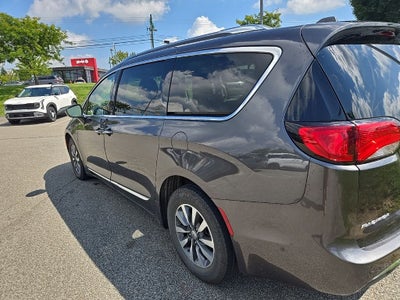 2020 Chrysler Pacifica Touring L Plus