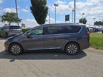 2020 Chrysler Pacifica Touring L Plus