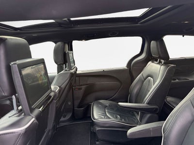 2020 Chrysler Pacifica Hybrid Limited