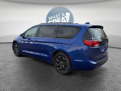 2020 Chrysler Pacifica Hybrid Limited