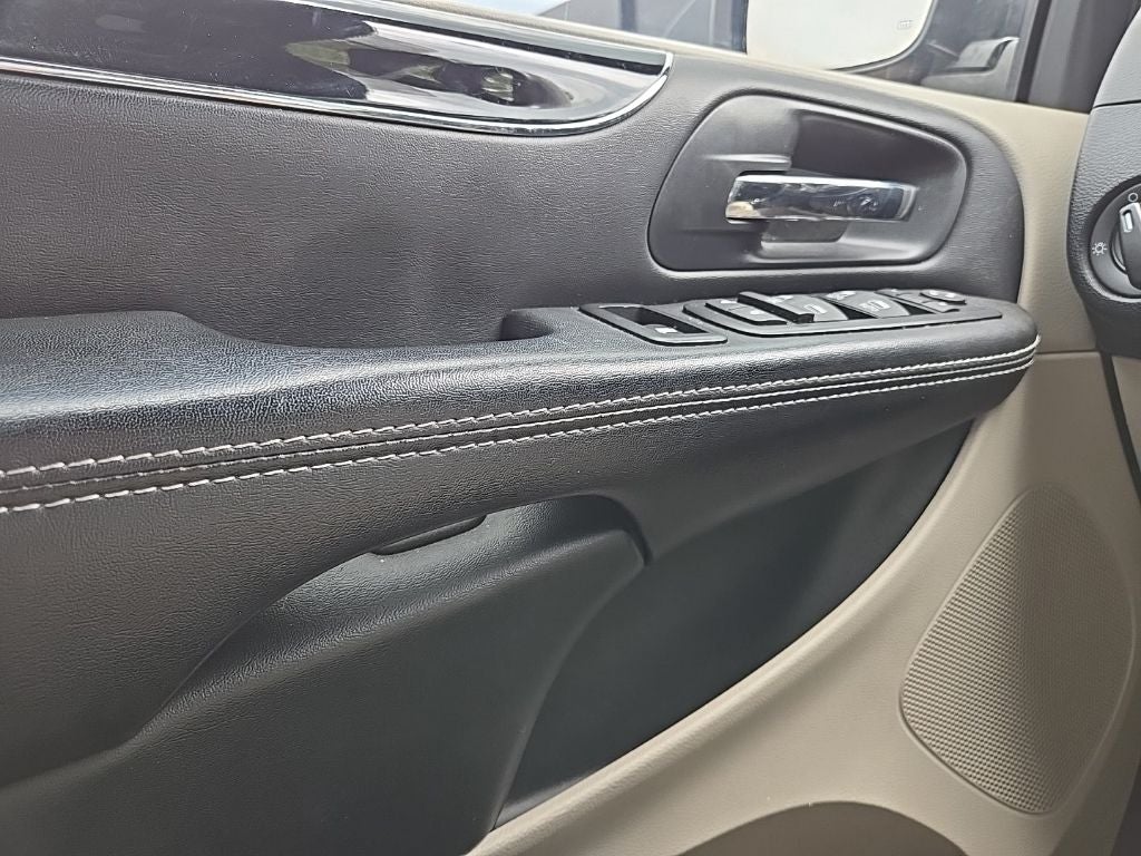 2016 Dodge Grand Caravan SE Plus