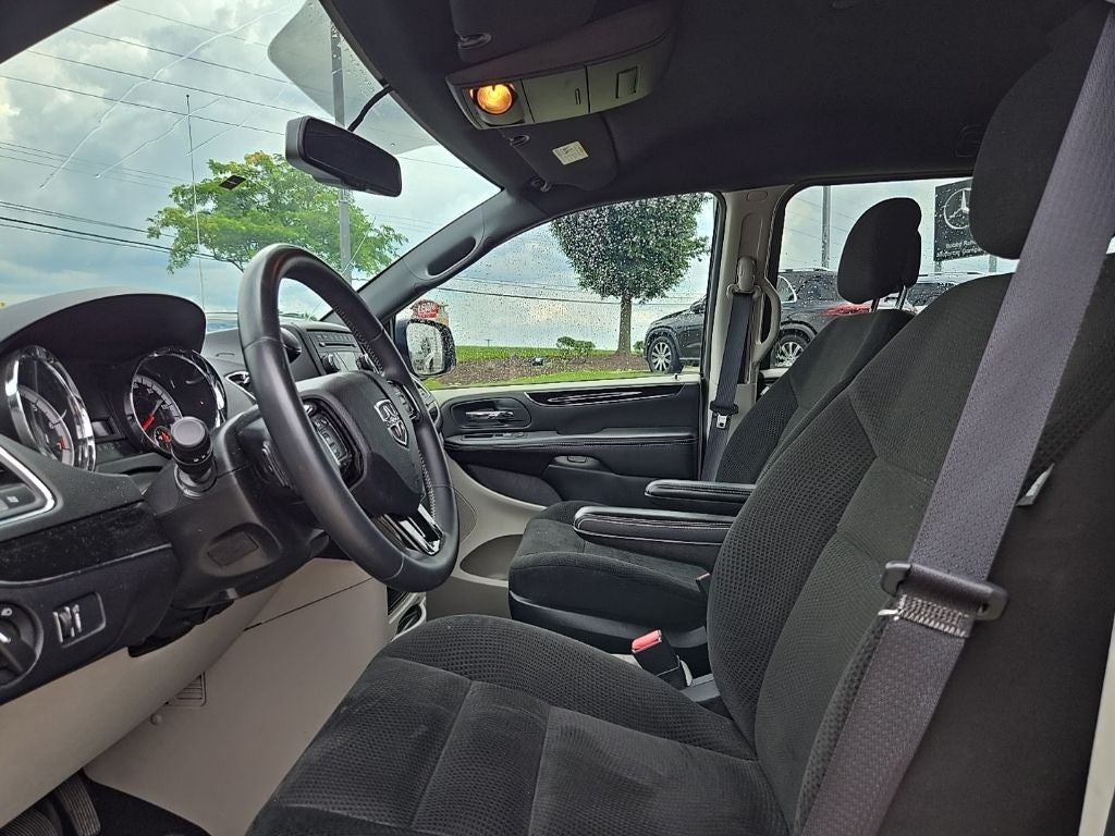 2016 Dodge Grand Caravan SE Plus