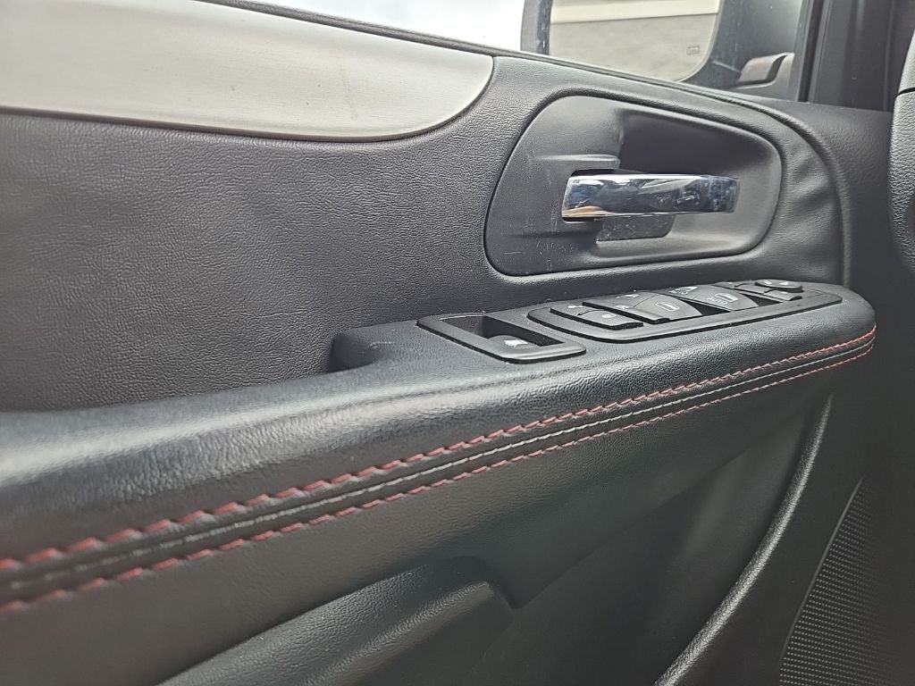 2015 Dodge Grand Caravan R/T