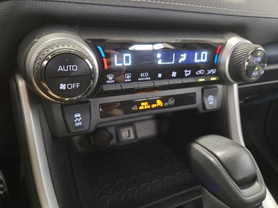 2024 Toyota RAV4 XLE AWD