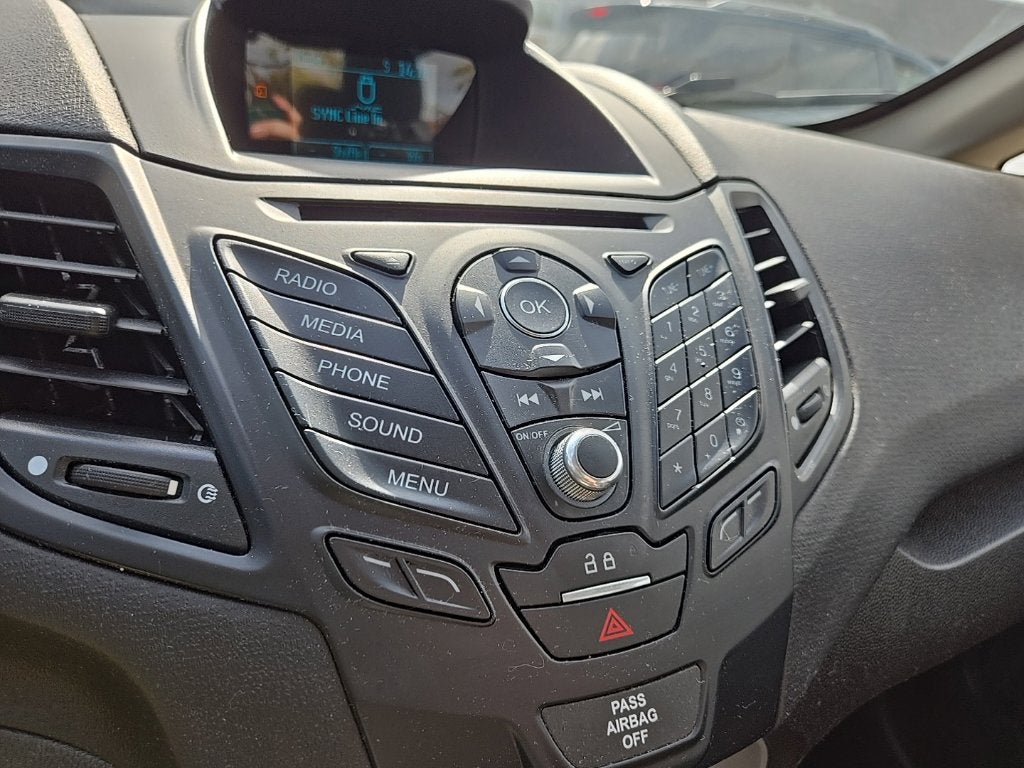 2016 Ford Fiesta SE