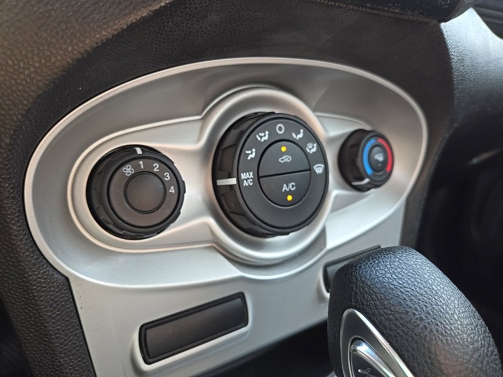 2016 Ford Fiesta SE