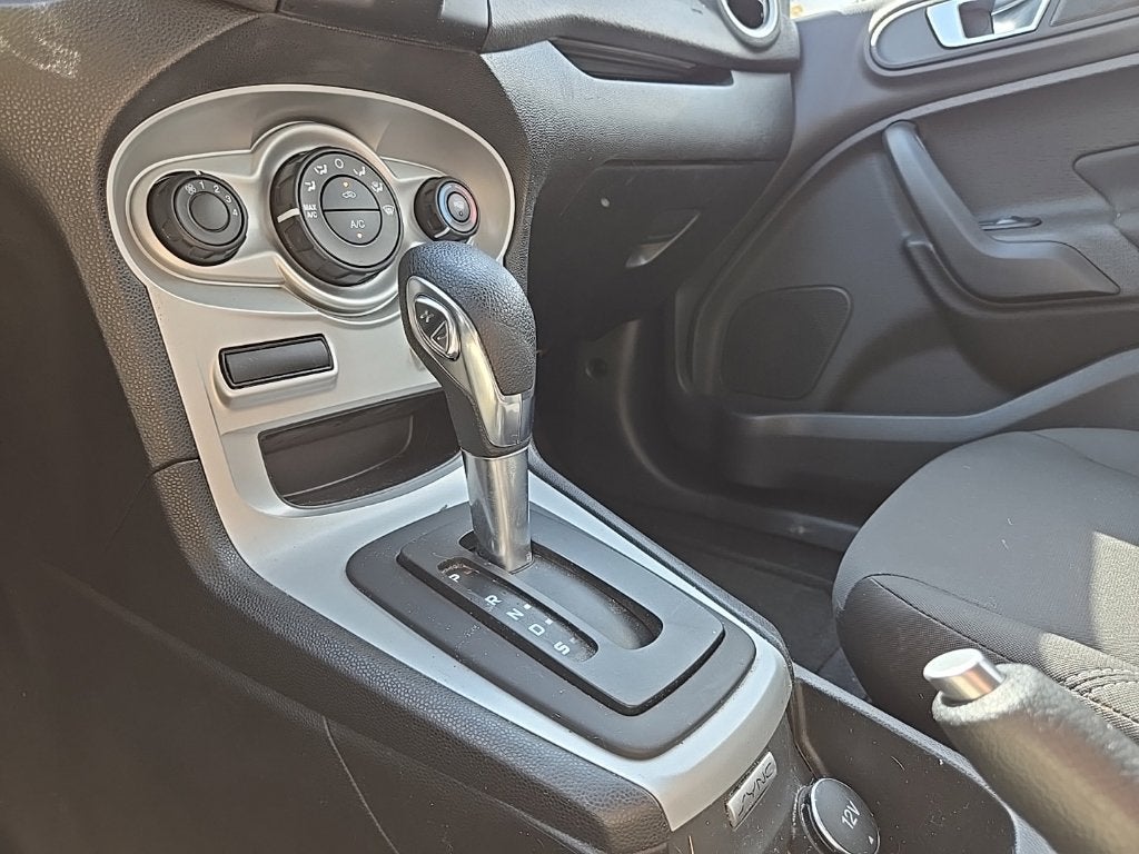 2016 Ford Fiesta SE