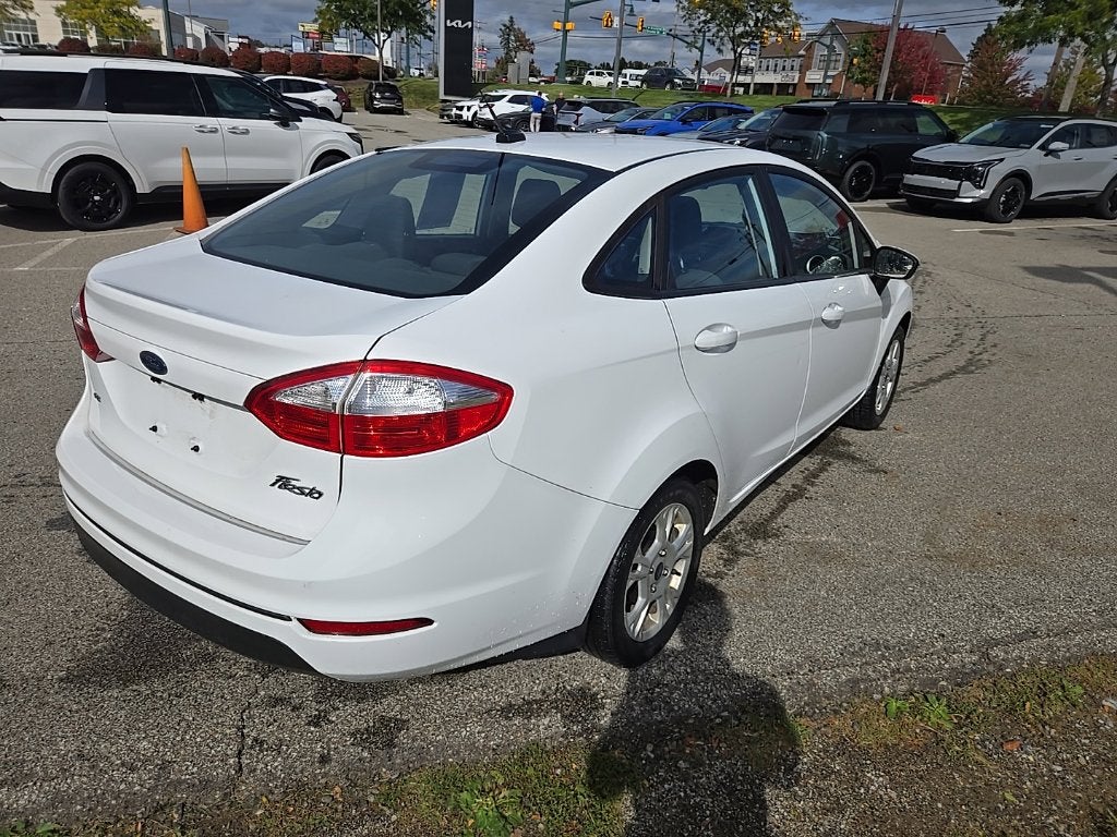 2016 Ford Fiesta SE