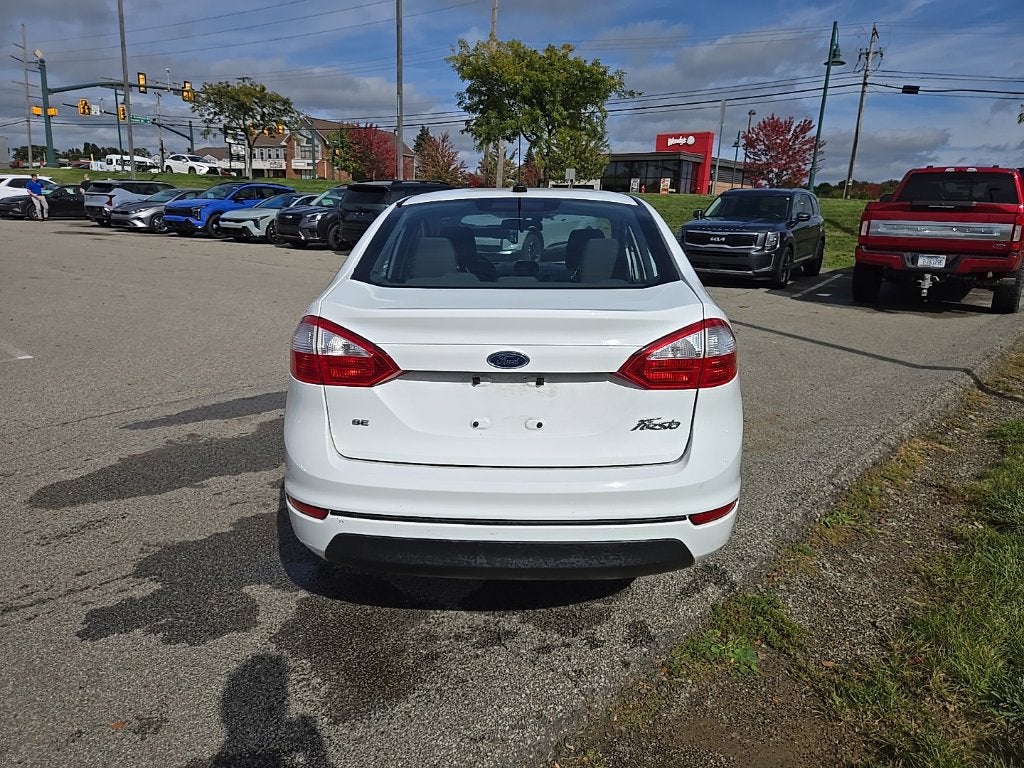 2016 Ford Fiesta SE