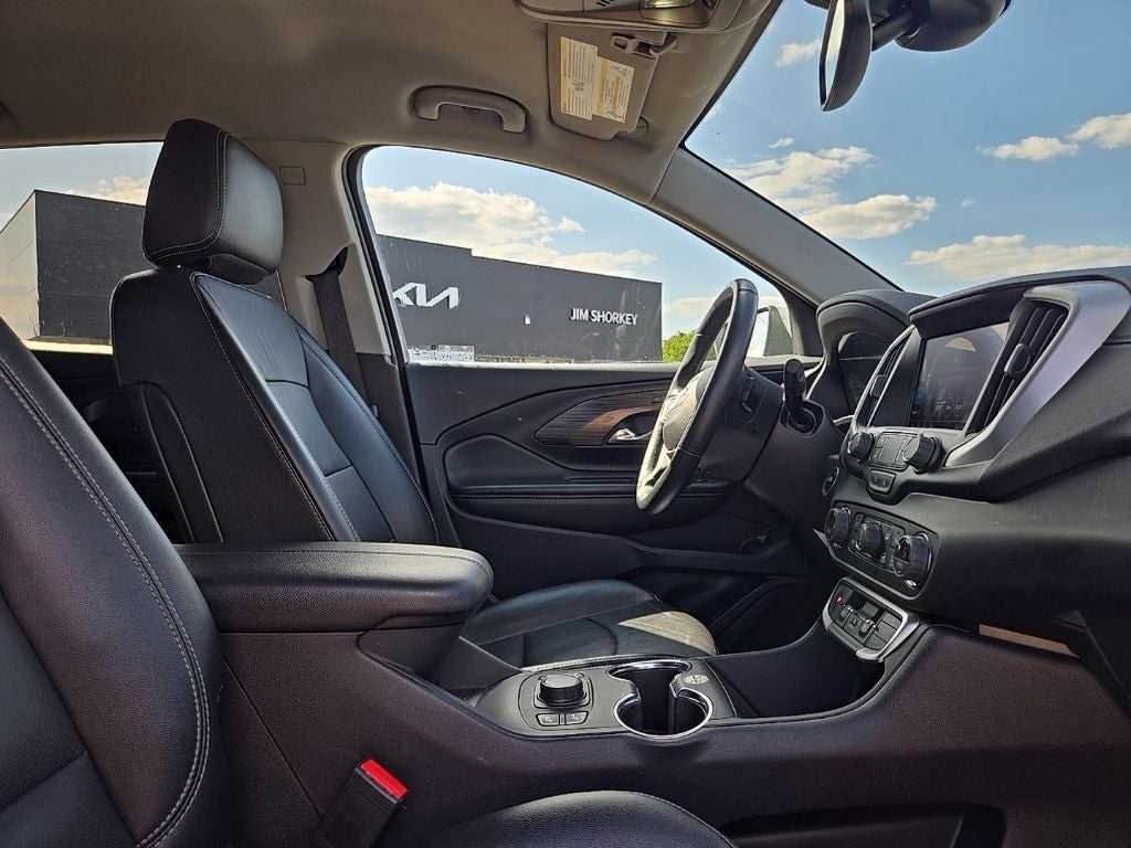 2024 GMC Terrain SLT AWD
