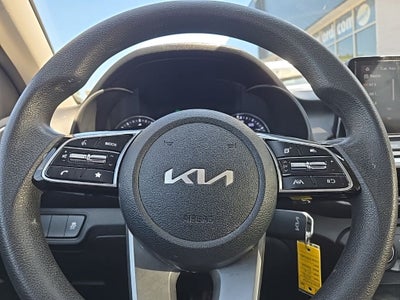 2022 Kia Forte LXS