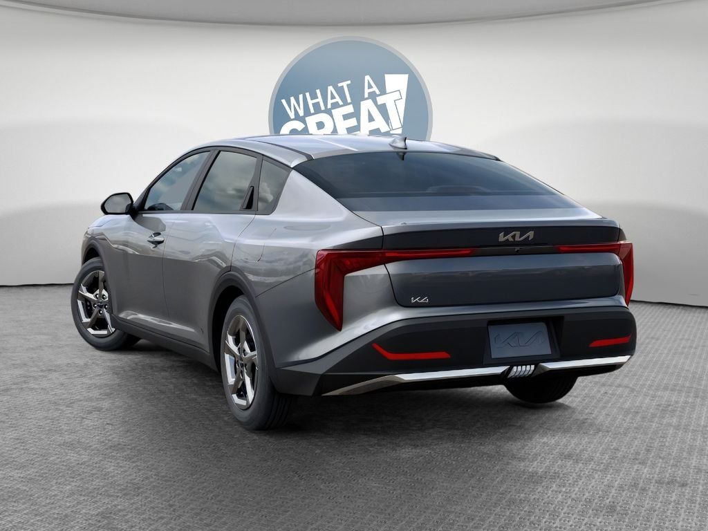 2026 Kia K4 LXS