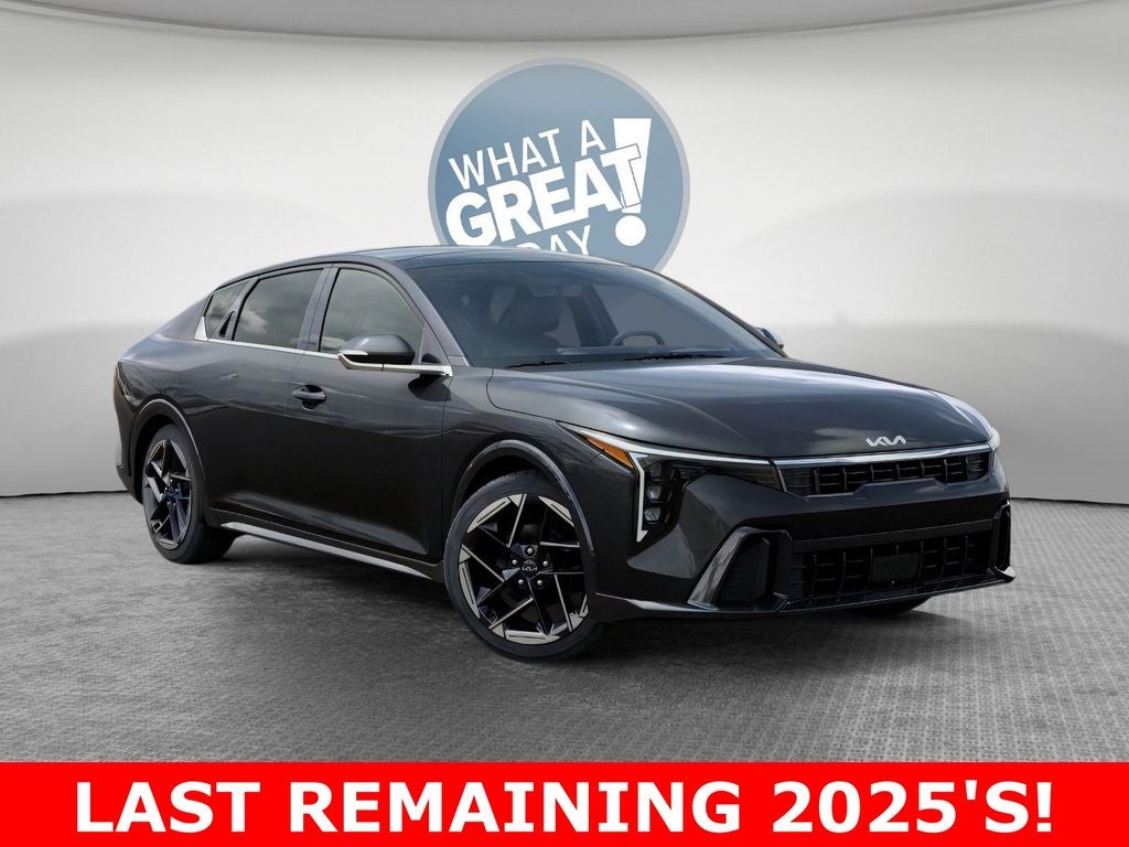 2025 Kia K4 GT-Line