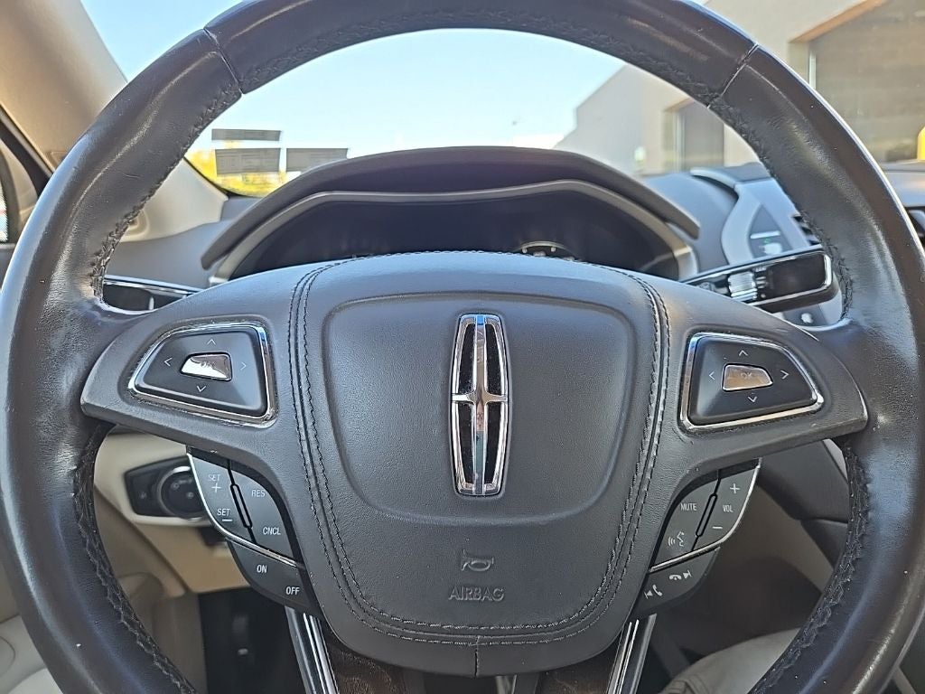 2017 Lincoln MKZ Select