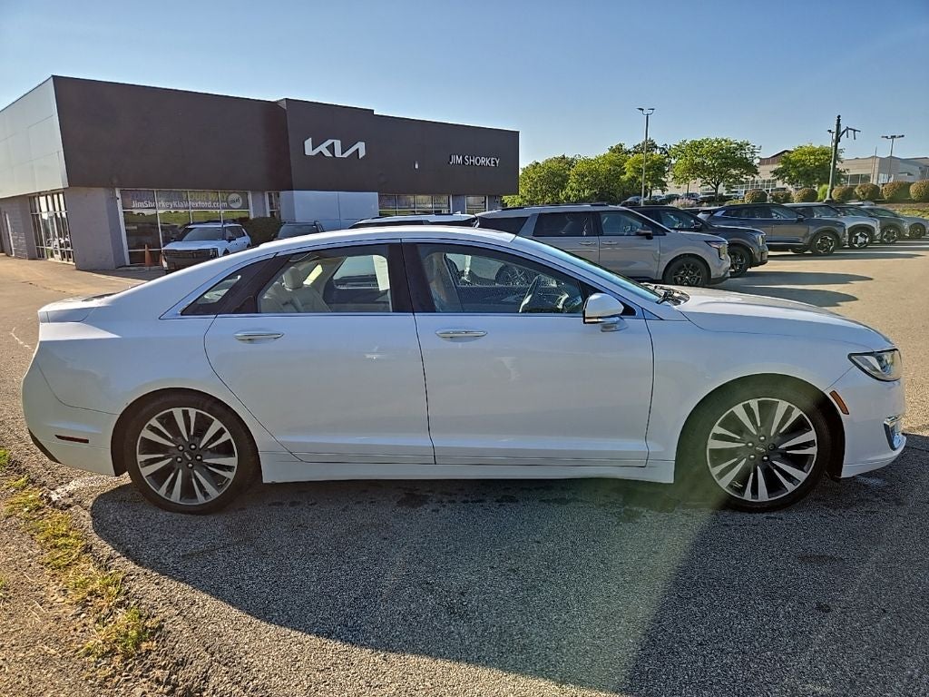 2017 Lincoln MKZ Select