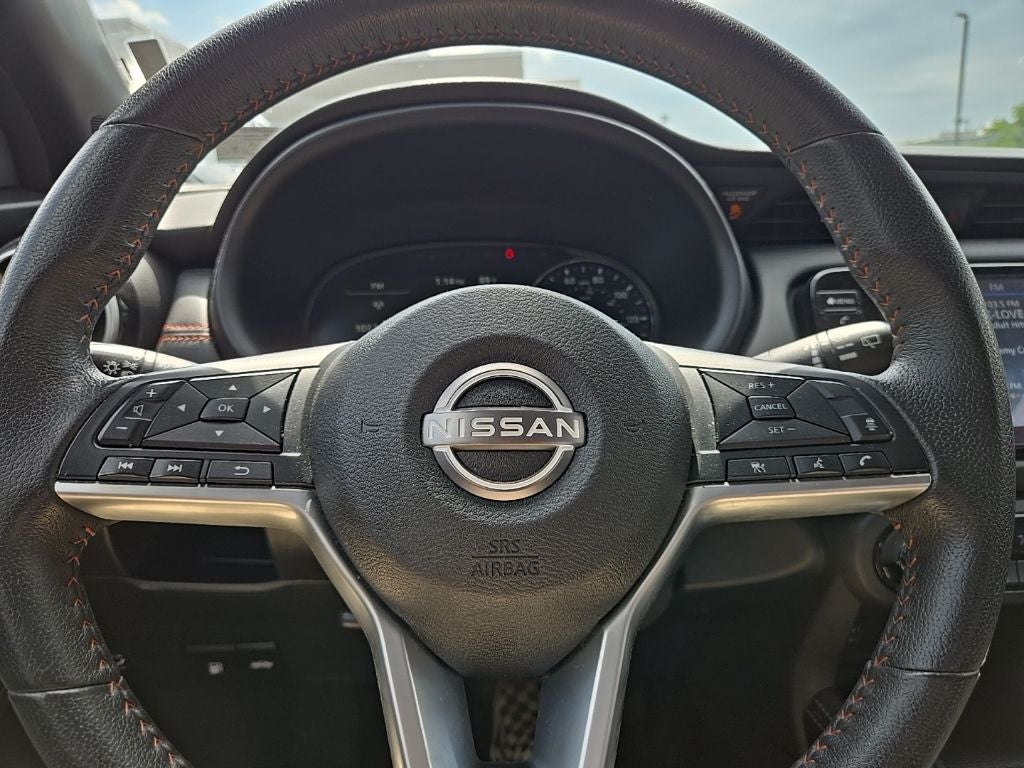 2023 Nissan Kicks SR
