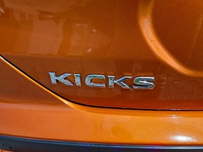 2023 Nissan Kicks SR