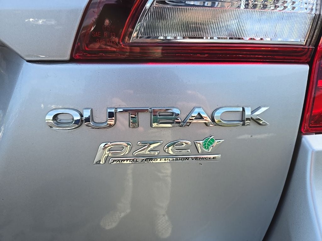 2017 Subaru Outback 2.5i Premium AWD