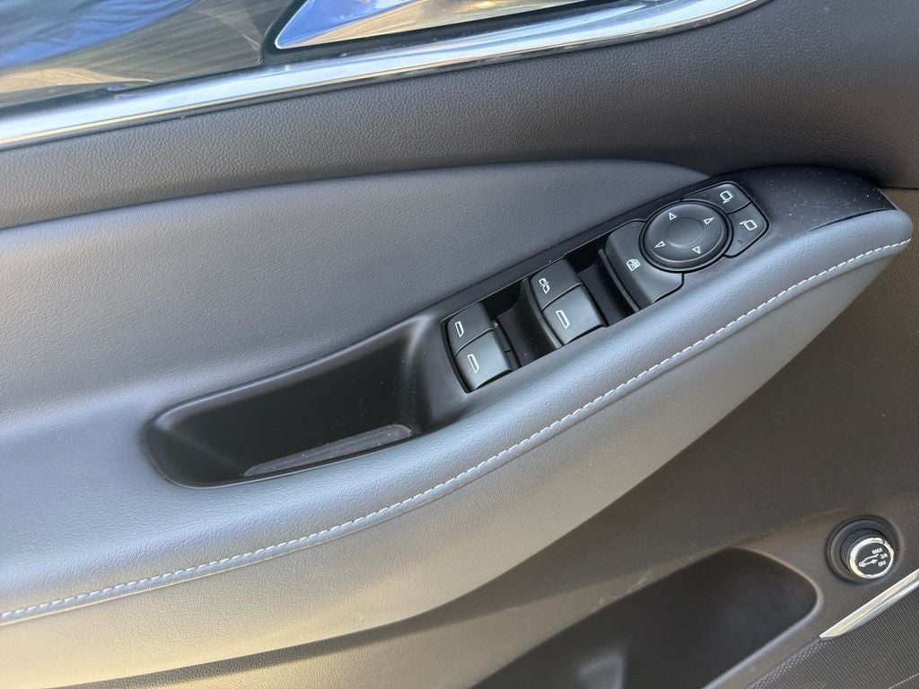 2019 Buick Enclave Essence AWD