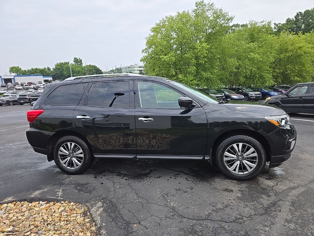 2020 Nissan Pathfinder S 4WD