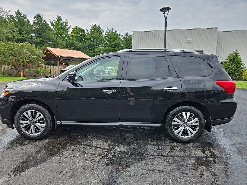 2020 Nissan Pathfinder S 4WD