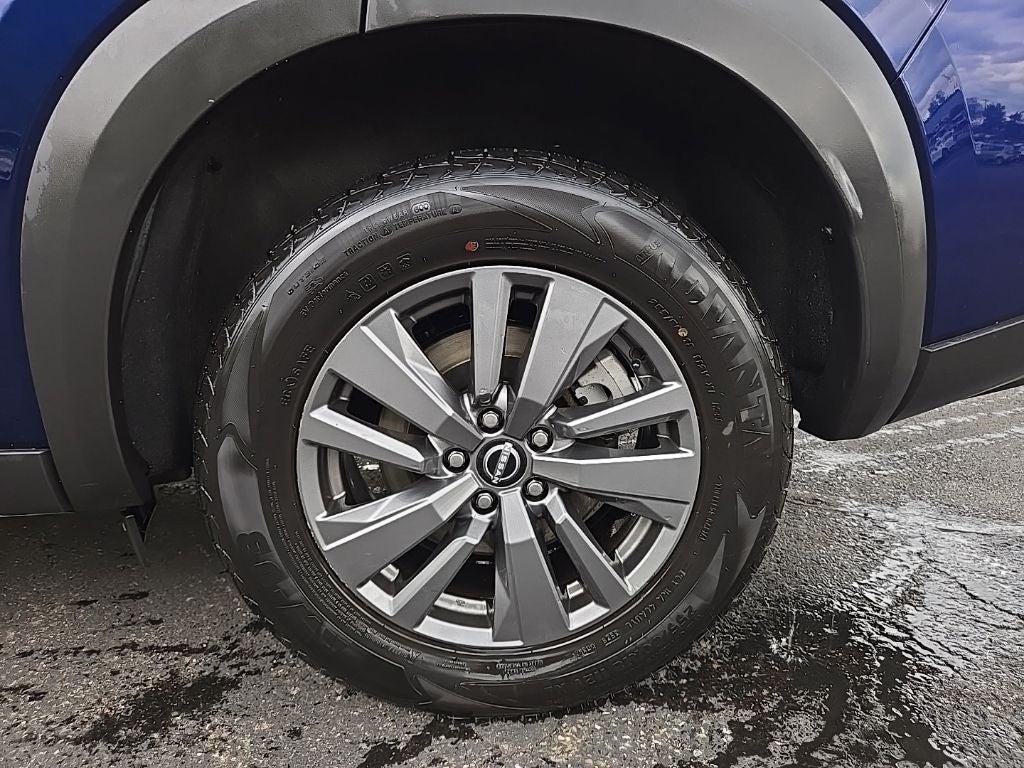 2024 Nissan Pathfinder SV 4WD