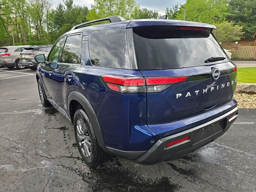 2024 Nissan Pathfinder SV 4WD