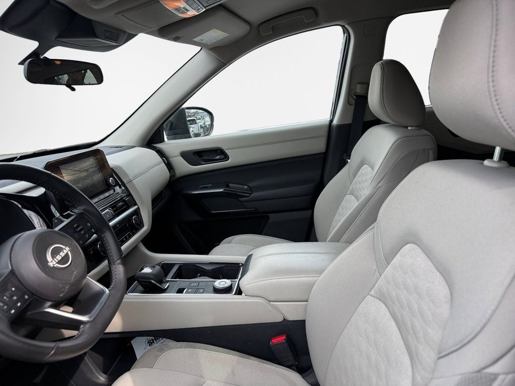2024 Nissan Pathfinder SV 4WD