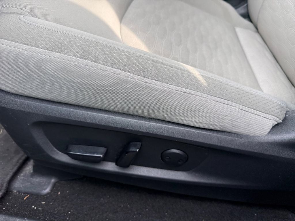 2024 Nissan Pathfinder SV 4WD