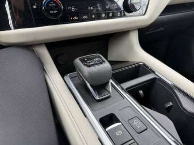 2024 Nissan Pathfinder SV 4WD