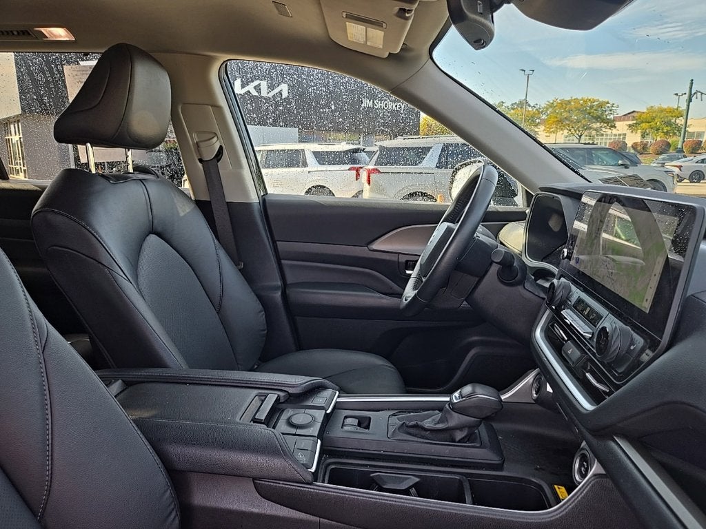 2024 Toyota Grand Highlander XLE AWD