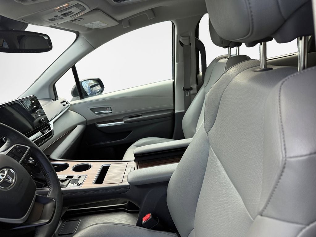 2024 Toyota Sienna XLE 7 Passenger