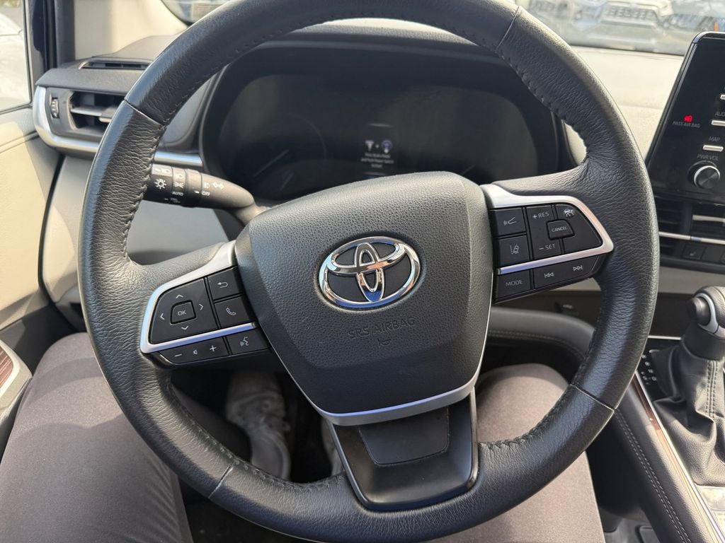 2024 Toyota Sienna XLE 7 Passenger