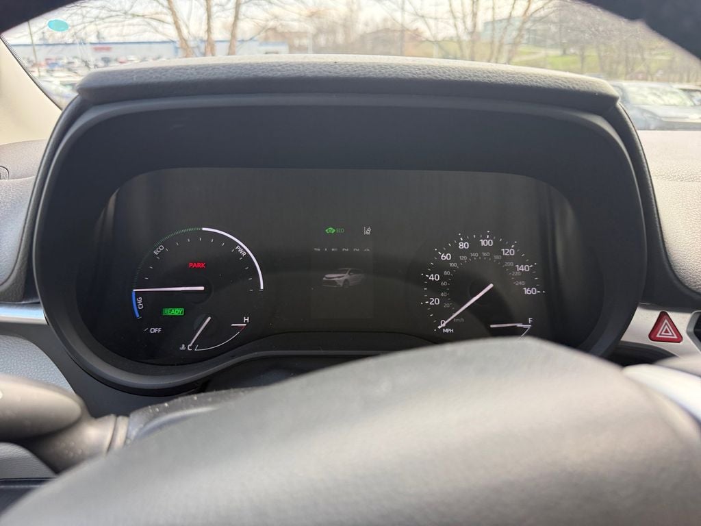 2024 Toyota Sienna XLE 7 Passenger
