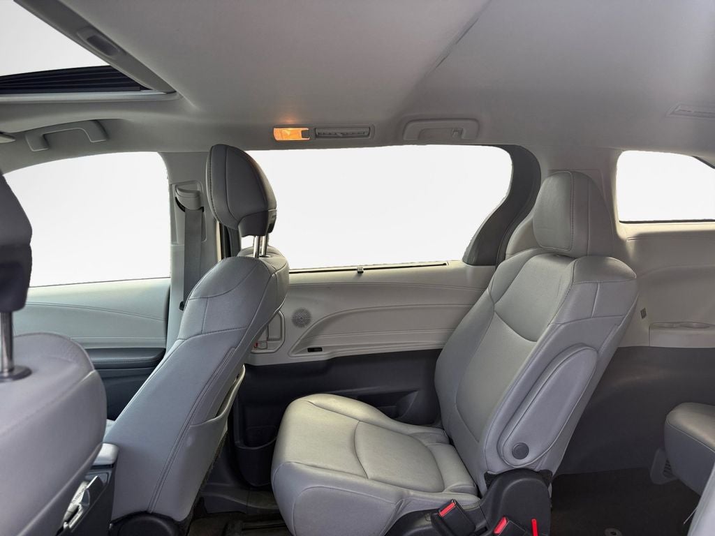 2024 Toyota Sienna XLE 7 Passenger