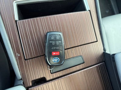 2024 Toyota Sienna XLE 7 Passenger