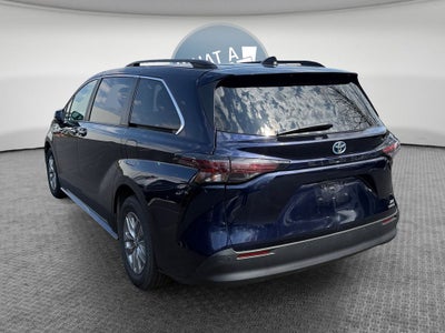 2024 Toyota Sienna XLE 7 Passenger