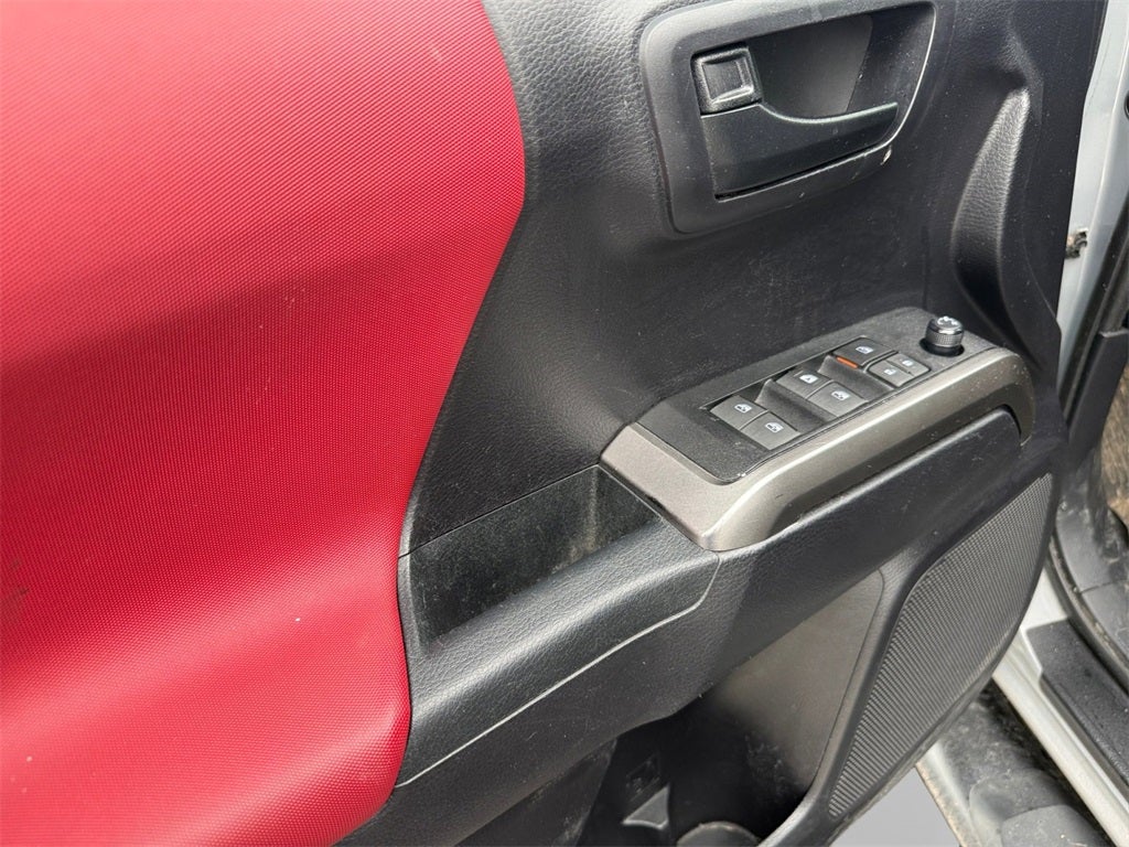 2020 Toyota Tacoma 4WD V6