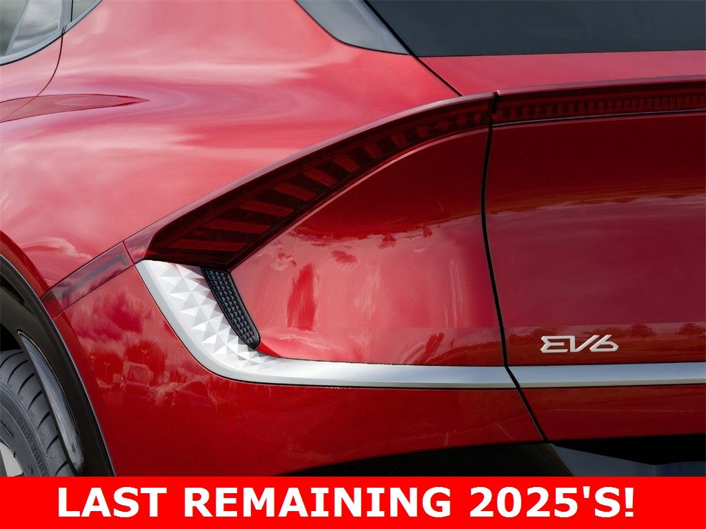 2025 Kia EV6 Light