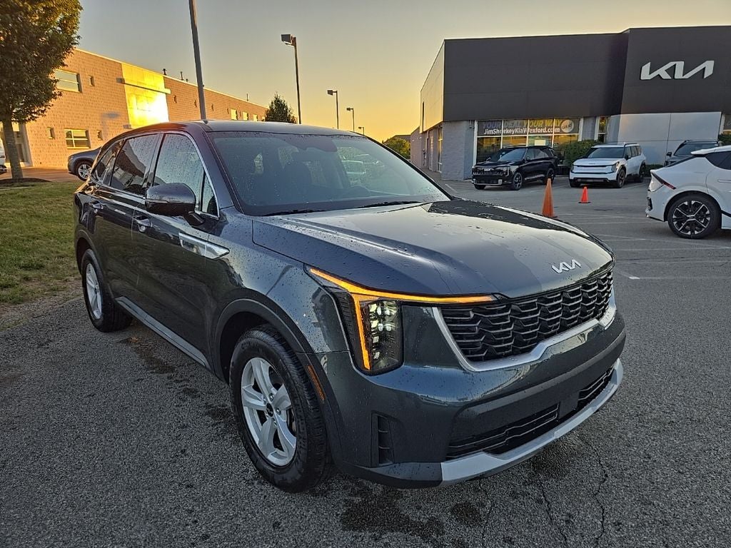 2024 Kia Sorento LX