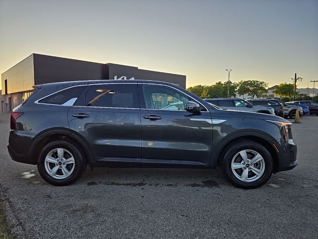 2024 Kia Sorento LX