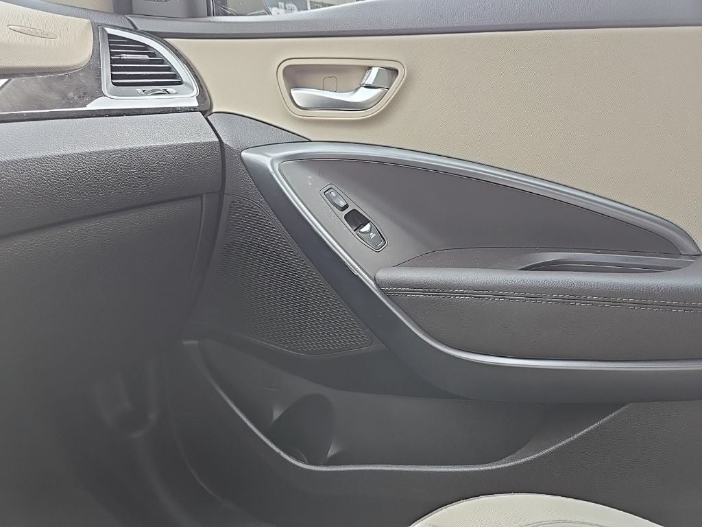 2017 Hyundai Santa Fe Sport 2.4 Base AWD